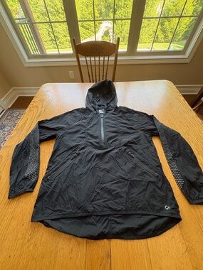 GapFit Gap Black Windbreaker Anorak Quarter-Zip Pullover Running Hiking Size M